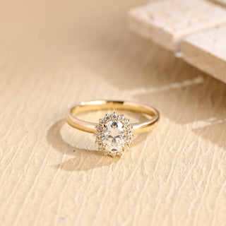 Bague de fiançailles avec halo floral en moissanite à taille ovale de 1,50 ct à 2,50 ct