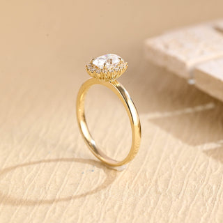 Bague de fiançailles avec halo floral en moissanite à taille ovale de 1,50 ct à 2,50 ct