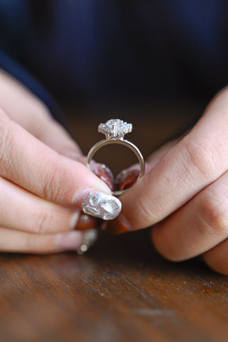 Bague de fiançailles avec grappe de diamants en moissanite taille poire de 1,0 à 2,0 ct