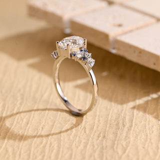 Bague de fiançailles avec grappe de diamants en moissanite à taille ovale de 1,50 à 2,50 ct