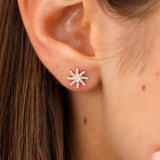 Pendientes con forma de estrella y diamantes de talla redonda para regalo de Halloween