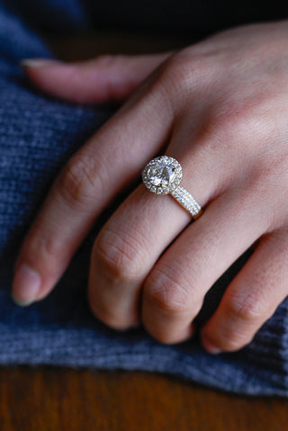 Bague de fiançailles avec halo de diamants en moissanite à taille ronde de 1,50 ct à 2,50 ct