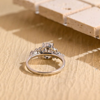 Anillo de compromiso con diamantes de moissanita de talla ovalada de 1,50 ct a 2,50 ct