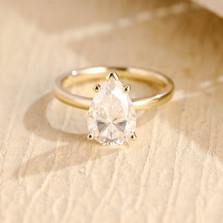 Bague de fiançailles avec diamant solitaire en moissanite taille poire de 1,50 à 2,50 ct