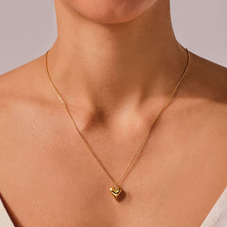 Collar de oro macizo de 14 quilates con forma de corazón para regalar en San Valentín