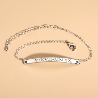 Pulsera de oro grabada personalizada para regalo del Día de la Madre