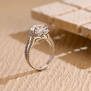 Anillo de compromiso con halo de diamantes de moissanita con corte de corazón de 2,0 CT a 3,0 CT