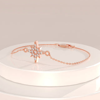 Pulsera de estrella pequeña con diamantes de talla redonda para regalo