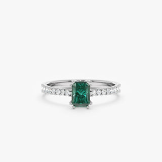 Anillo de compromiso pavé de diamantes de talla esmeralda verde para mujer