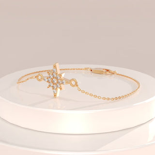 Pulsera de estrella pequeña con diamantes de talla redonda para regalo