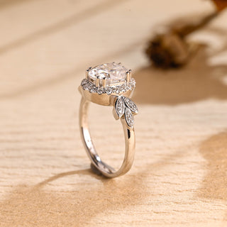 Bague de fiançailles avec halo de diamants en grappe unique en moissanite à taille ovale de 1,0 à 2,0 ct