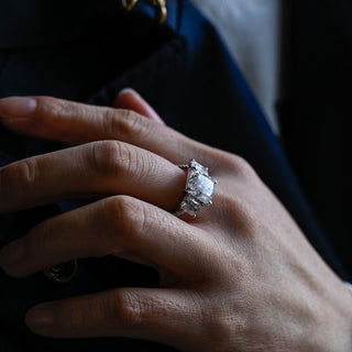 Anillo de compromiso con tres piedras de diamante moissanita de corte radiante de 1,50 ct a 2,50 ct