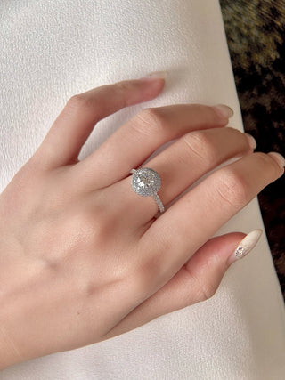 Bague de fiançailles avec diamant double halo en moissanite à taille ronde de 1,0 à 2,0 ct