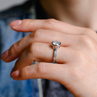 Bague de fiançailles avec diamants Moissanite taille ronde sertis clos de 1,50 ct à 2,50 ct