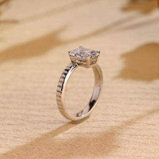 Anillo de compromiso solitario exclusivo con diamante moissanita de talla radiante de 1,50 ct a 2,50 ct