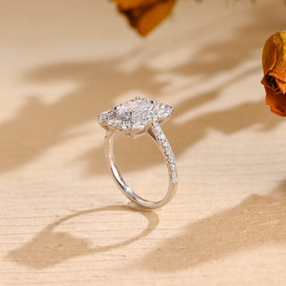 Anillo de compromiso con halo de diamantes de moissanita de talla esmeralda de 1,0 CT a 2,0 CT