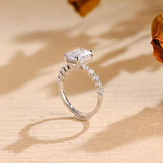 Bague de fiançailles avec halo caché en diamant et moissanite taille émeraude de 1,50 à 2,50 ct