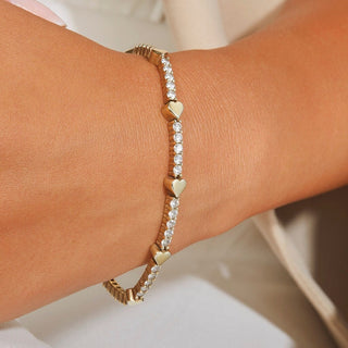 Pulsera de tenis con corazón de moissanita y diamantes redondos para ella