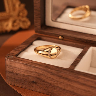 Anillo con sello ovalado chapado en oro de 14 quilates, regalo de Navidad para mujer