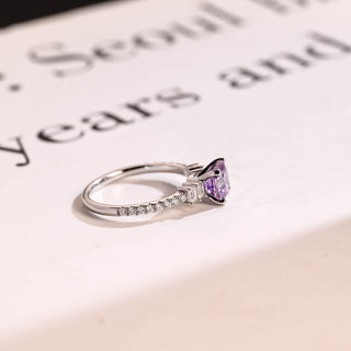 Bague de fiançailles en grappe de diamants en moissanite taille Asscher violette de 1,0 à 2,0 ct