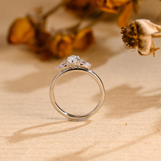 Bague de fiançailles à trois pierres avec diamants en moissanite taille ovale de 1,0 à 2,0 ct