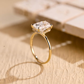 Bague de fiançailles avec halo caché de diamants en moissanite taille radiant de 2,50 ct à 3,50 ct