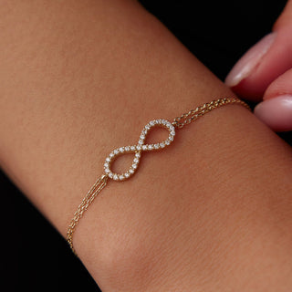 Bracelet Infinity en diamant taille ronde pour cadeau de Saint-Valentin