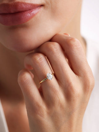 Bague de fiançailles avec diamant solitaire en moissanite taille ovale de 1,0 à 2,0 ct