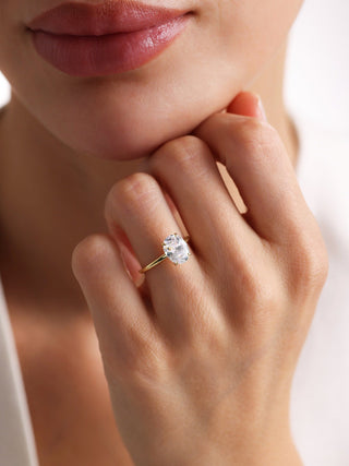 Anillo de compromiso solitario con diamante de moissanita de talla ovalada de 2,0 CT a 3,0 CT