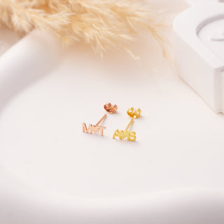 Boucles d'oreilles à tige personnalisées avec initiales en forme de cœur, cadeau pour femme ou maman