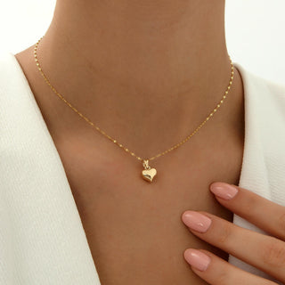 Collar en forma de corazón en oro macizo de 18 quilates para regalar en San Valentín