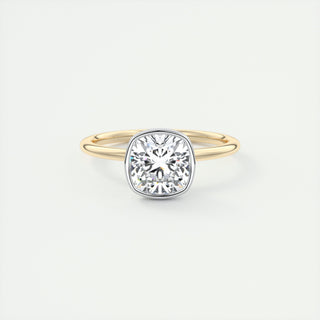 Bague de fiançailles bicolore en moissanite à solitaire taille coussin 2 carats sertie d'une lunette