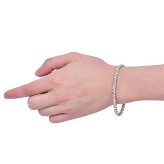 Bracelet tennis en or blanc avec diamants et moissanite taille marquise