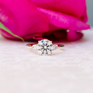 2.0CT Round & Pear Cut Moissanite 3 Stone Engagement Ring - ELITE CARAT