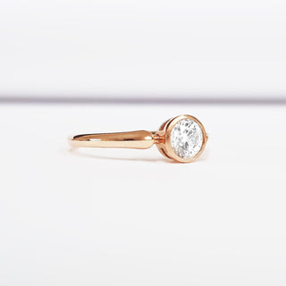 Bague de fiançailles avec diamant de laboratoire G/VS1 de 0,50 ct à lunette ronde