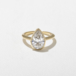 Bague de fiançailles solitaire avec lunette en diamant en forme de poire F/VS1 CVD de 2,52 ct