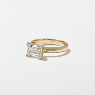 Bague de fiançailles avec diamant solitaire en émeraude East-West de 2,03 ct G/VS1 CVD