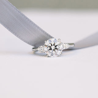 2.0CT Round & Pear Cut Moissanite 3 Stone Engagement Ring - ELITE CARAT