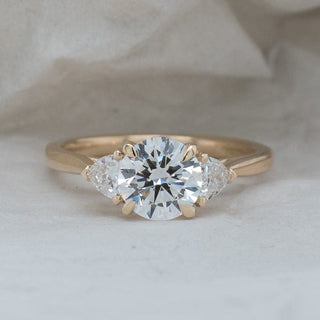 Round Cut Three Stone Moissanite Diamond Engagement Ring