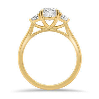 Bague de fiançailles en diamant moissanite ronde à trois pierres de 1,0 ct pour femme avec monture cathédrale