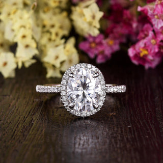 1.32 CT Oval Shaped Moissanite Halo Engagement Ring