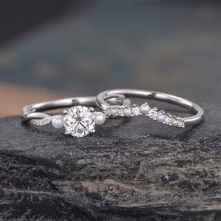 0.50 CT Round Twisted Pave Moissanite Bridal Ring Set