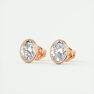 Boucles d'oreilles avec diamant solitaire ovale de 1,0 ct F/VS cultivé en laboratoire