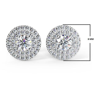 Boucles d'oreilles en or blanc avec diamants à double halo et moissanite à taille ronde