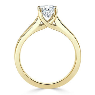 Bague de fiançailles avec solitaire en moissanite à taille ovale de 0,94 ct