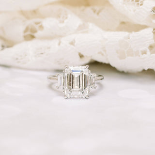 2.75CT Emerald Cut Moissanite Trapezoid Diamond Engagement Ring - ELITE CARAT