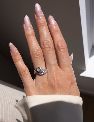 Bague de mariage avec solitaire en diamant ovale CVD de 1,0 à 2,0 ct et pavé